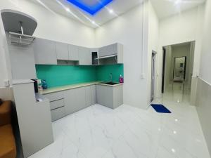 NHÀ ĐẸP VỊ TRÍ TRUNG TÂM QUẬN 9 - XÁCH VALI VÀO Ở NGAY